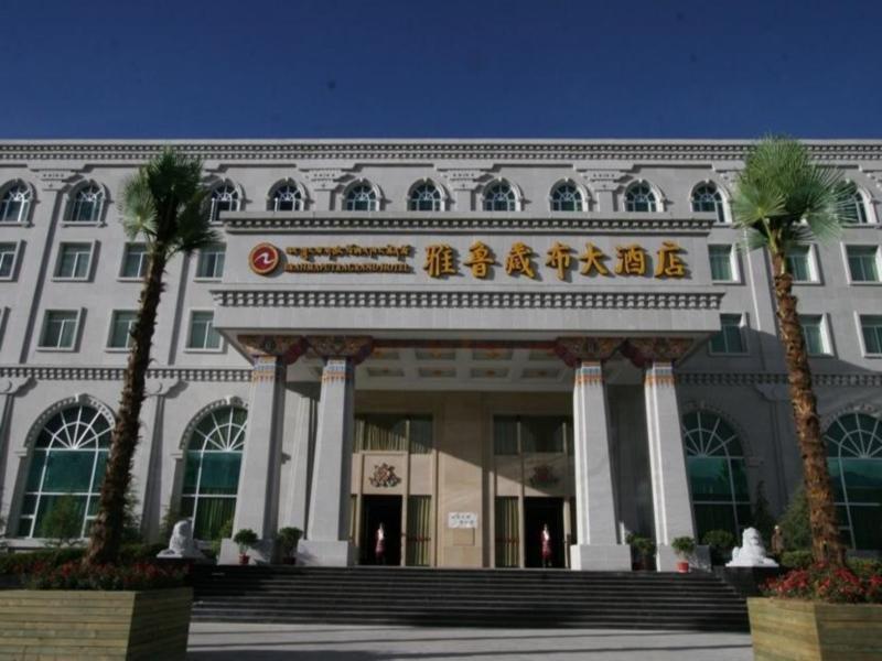 Brahmaputra Grand Hotel Лхаса Екстер'єр фото