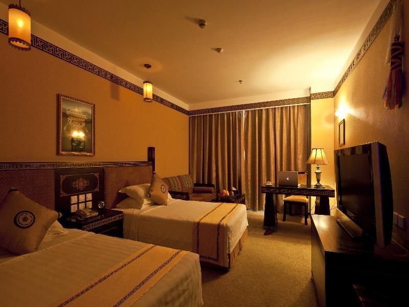 Brahmaputra Grand Hotel Лхаса Екстер'єр фото