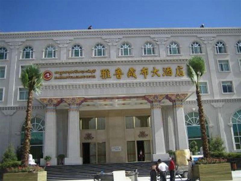 Brahmaputra Grand Hotel Лхаса Екстер'єр фото
