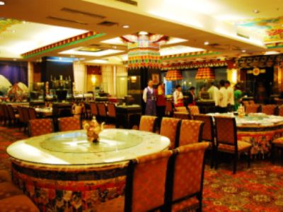 Brahmaputra Grand Hotel Лхаса Екстер'єр фото